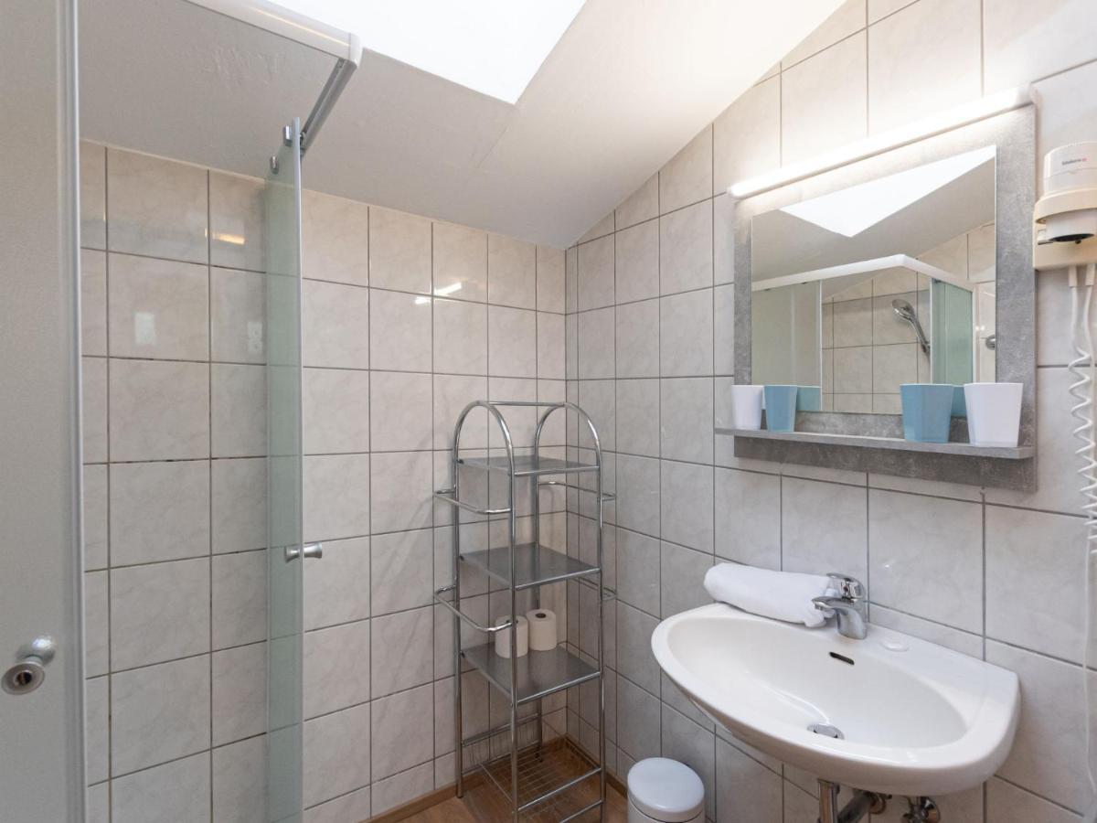 Apartment Alpenchalets - Zse202 By Interhome Zell am See Exterior foto