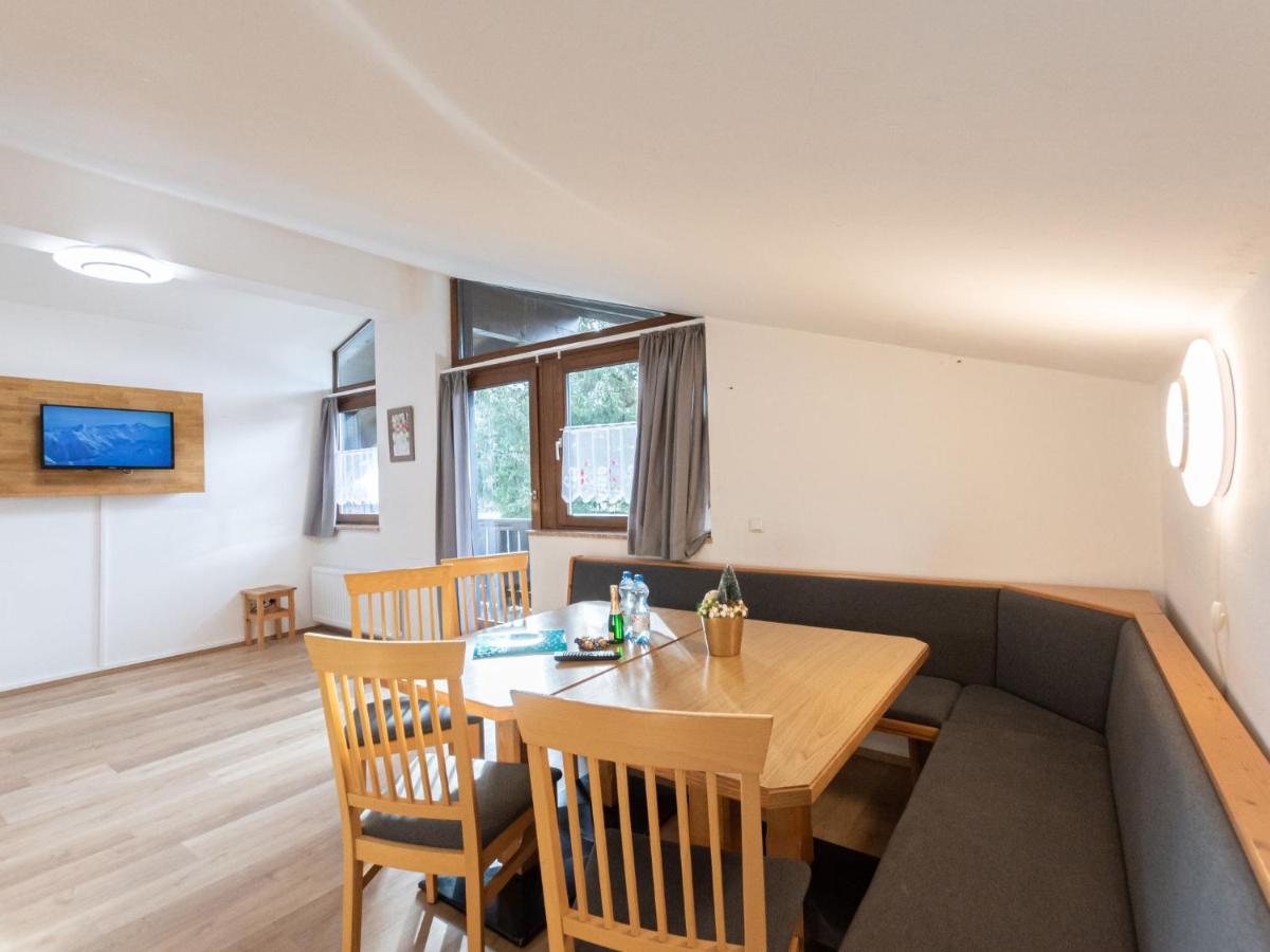 Apartment Alpenchalets - Zse202 By Interhome Zell am See Exterior foto